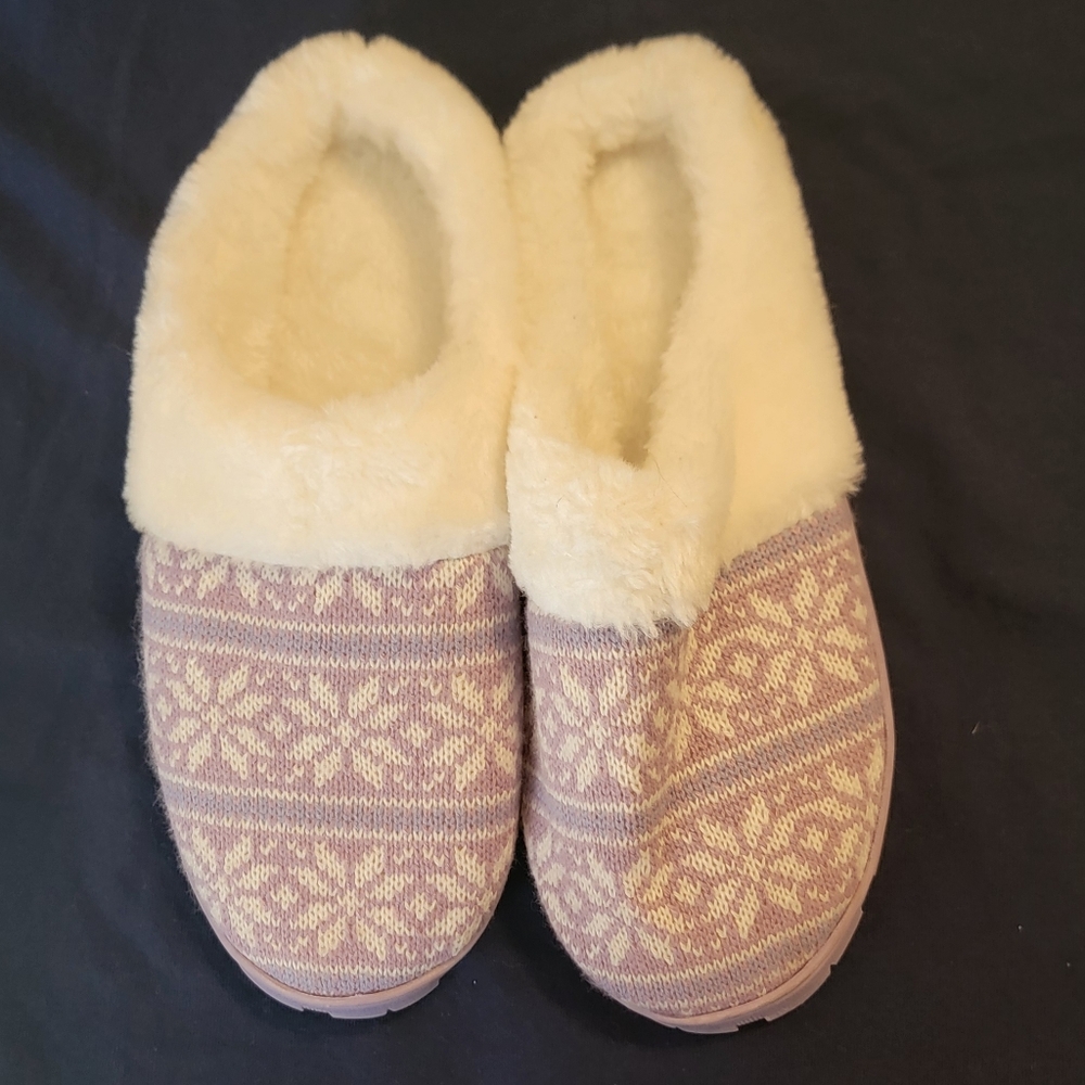 Cozy Women's Slippers - Cream and Purple